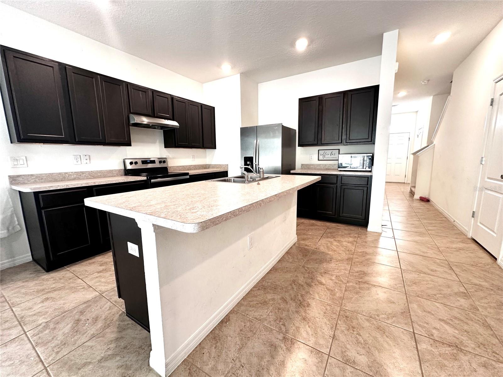 Image 5 of 24 For 370 Feltrim Reserve Boulevard