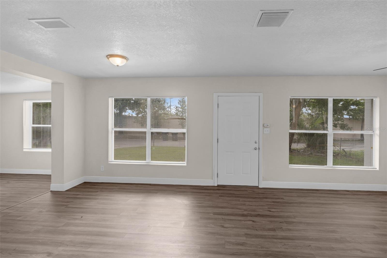 Image 5 of 28 For 7612 Pomelo Drive