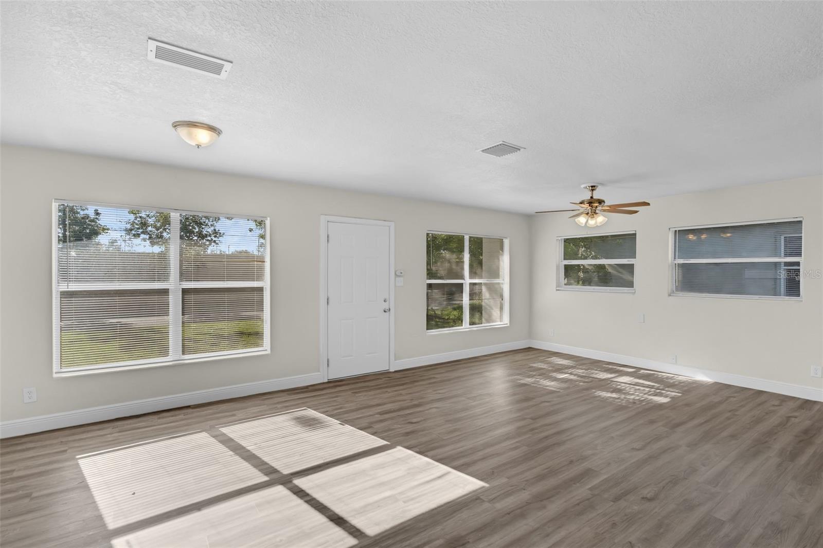 Image 8 of 28 For 7612 Pomelo Drive