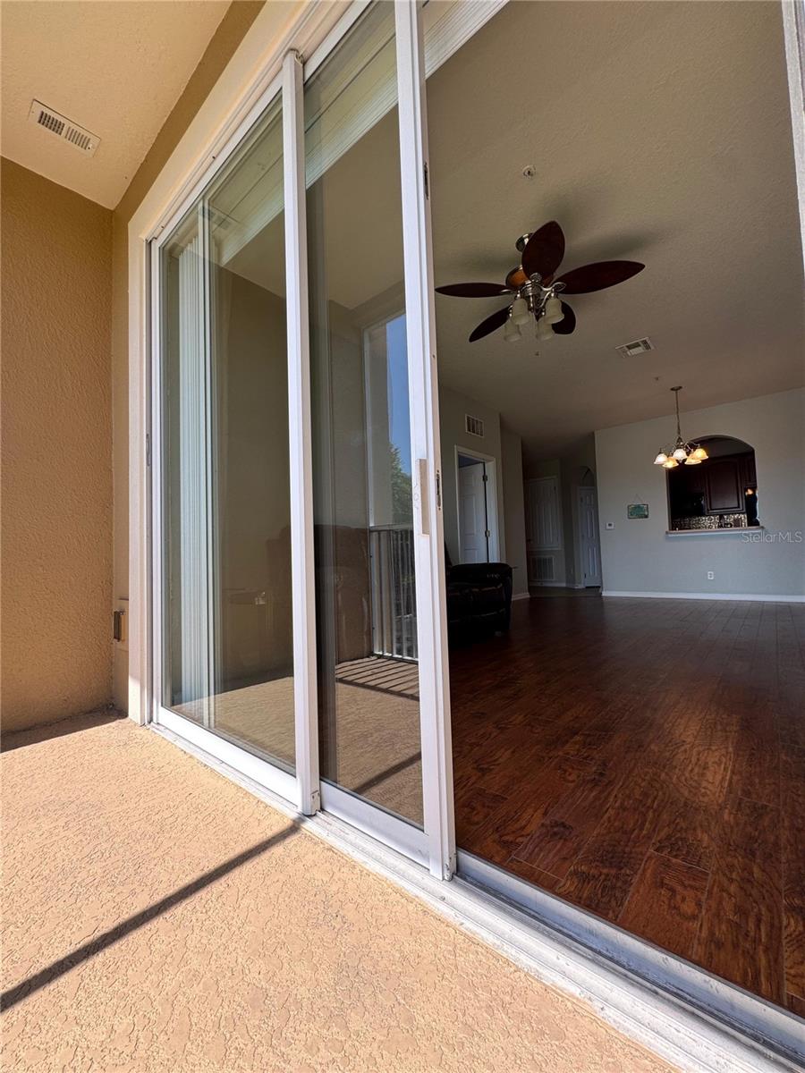 Image 16 of 34 For 3848 Lexmark Lane 206