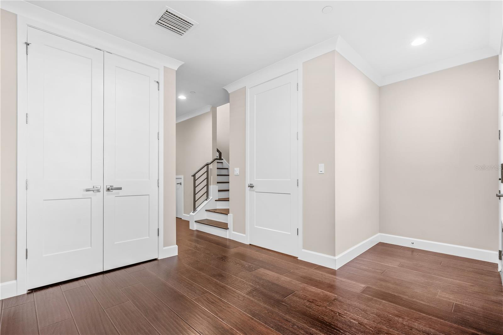 Image 11 of 43 For 149 Park Avenue