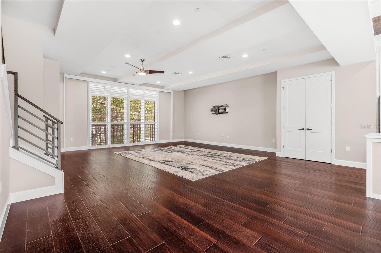 Image 9 of 43 For 149 Park Avenue