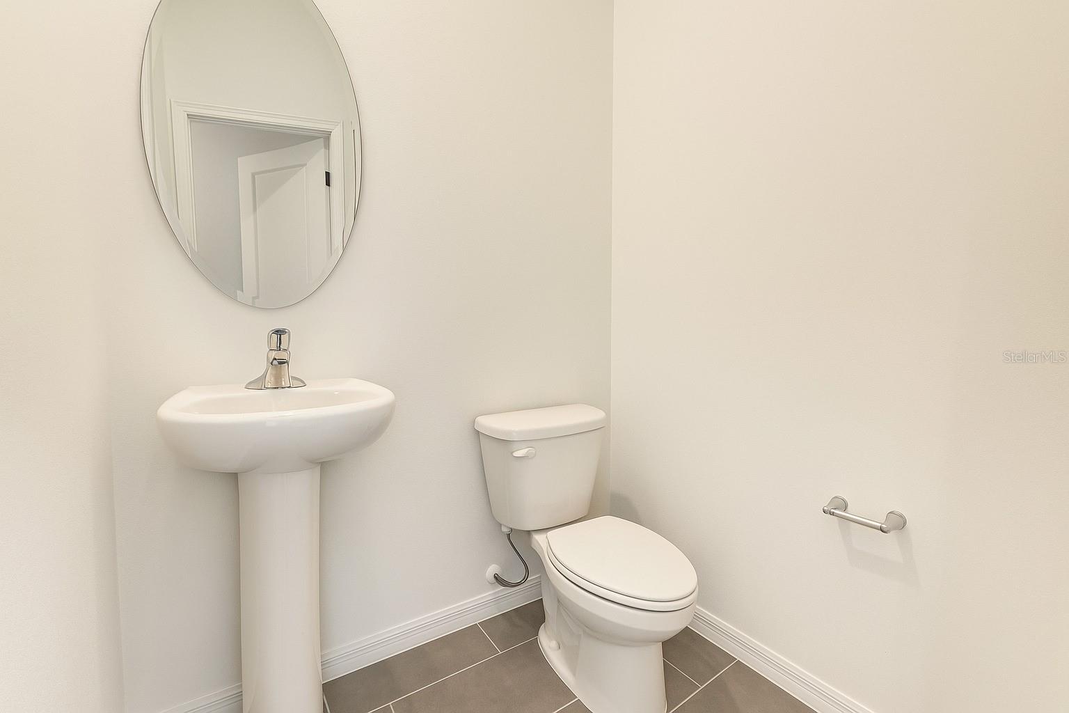 Image 14 of 28 For 550 Orient Avenue