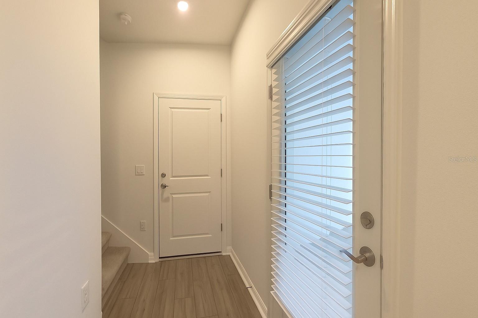Image 15 of 28 For 550 Orient Avenue