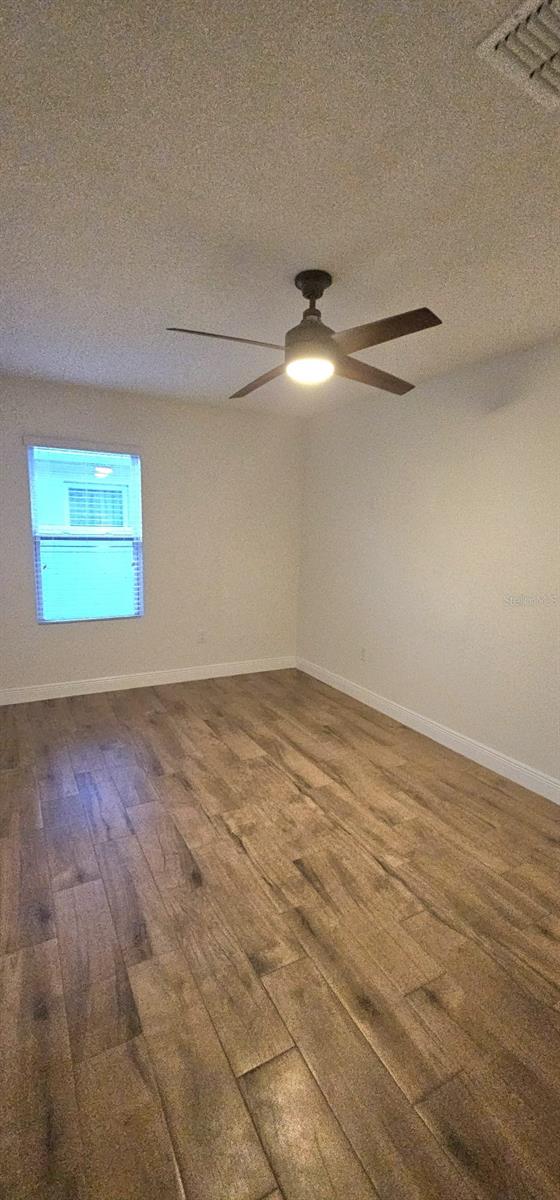 Image 10 of 17 For 1588 Diamond Loop Drive