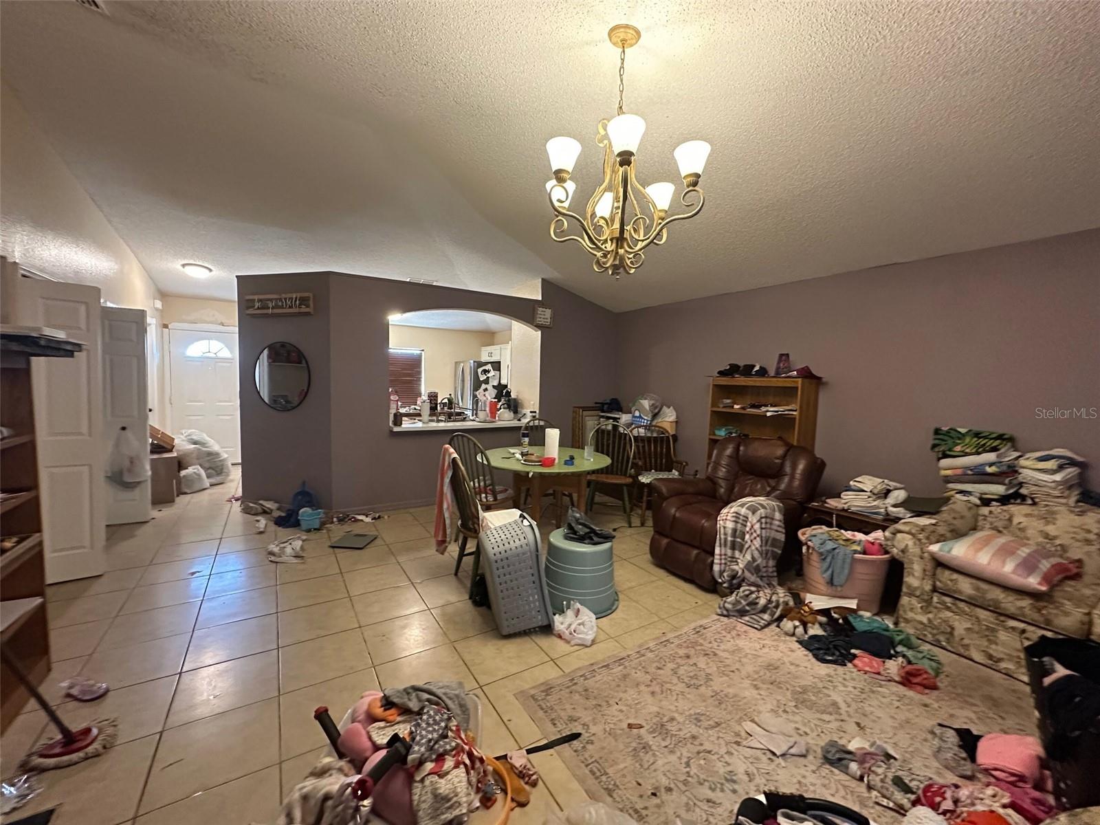 Image 4 of 8 For 1909 Lakeview Place