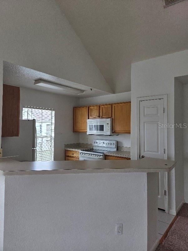 Image 5 of 12 For 9165 Lee Vista Boulevard 107