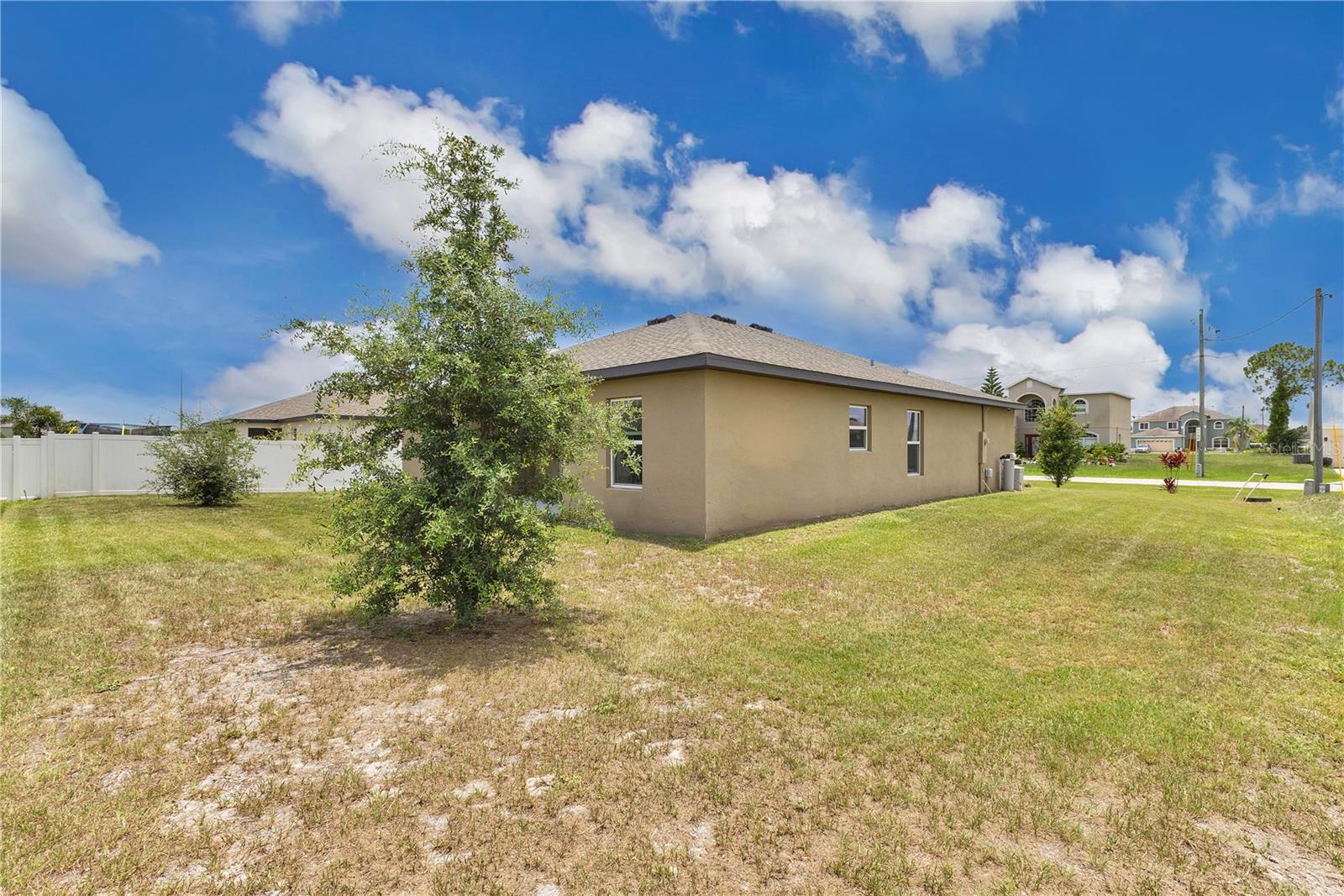 Image 21 of 40 For 205 Cimarron Drive