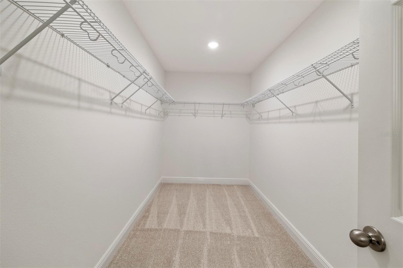 Image 13 of 20 For 7986 Syracuse Drive