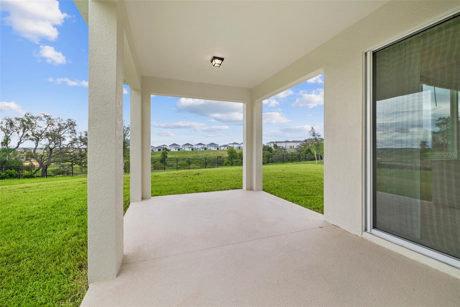 Image 14 of 20 For 7986 Syracuse Drive