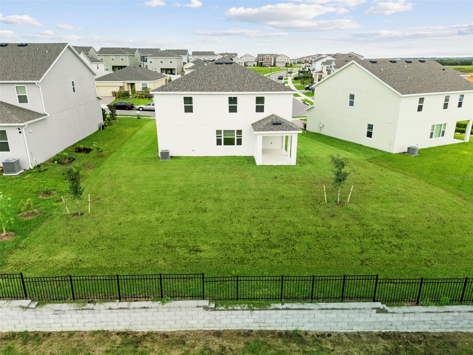 Image 16 of 20 For 7986 Syracuse Drive