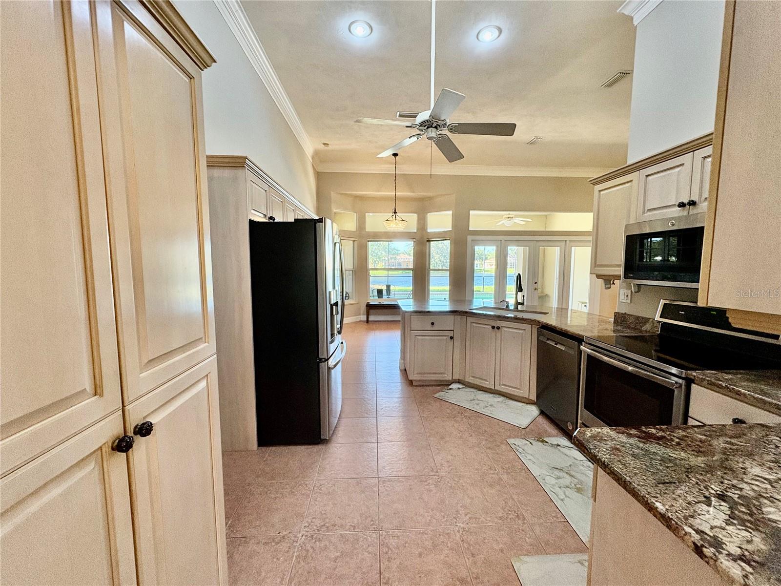 Image 14 of 47 For 800 Sterling Chase Drive