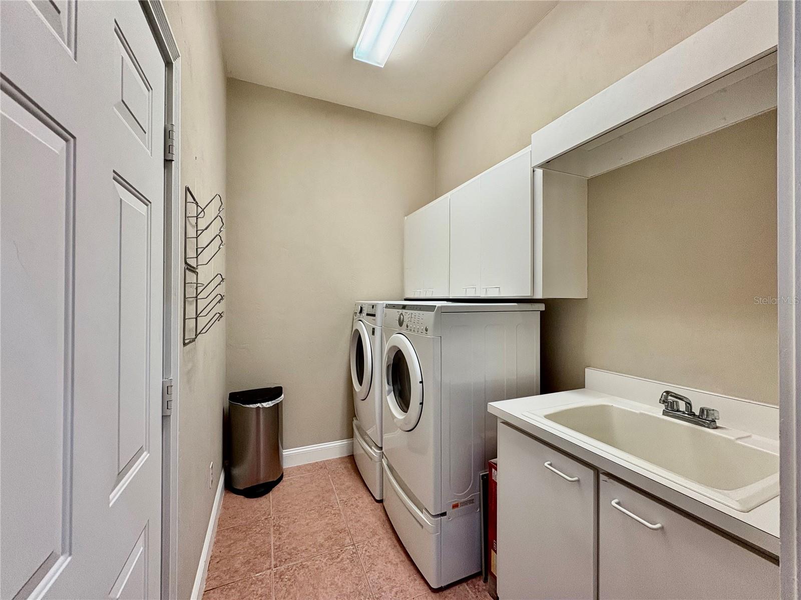 Image 19 of 47 For 800 Sterling Chase Drive