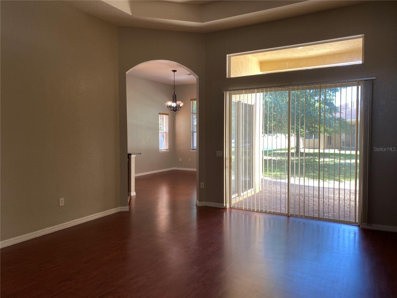 Image 5 of 22 For 2955 Bonita Circle