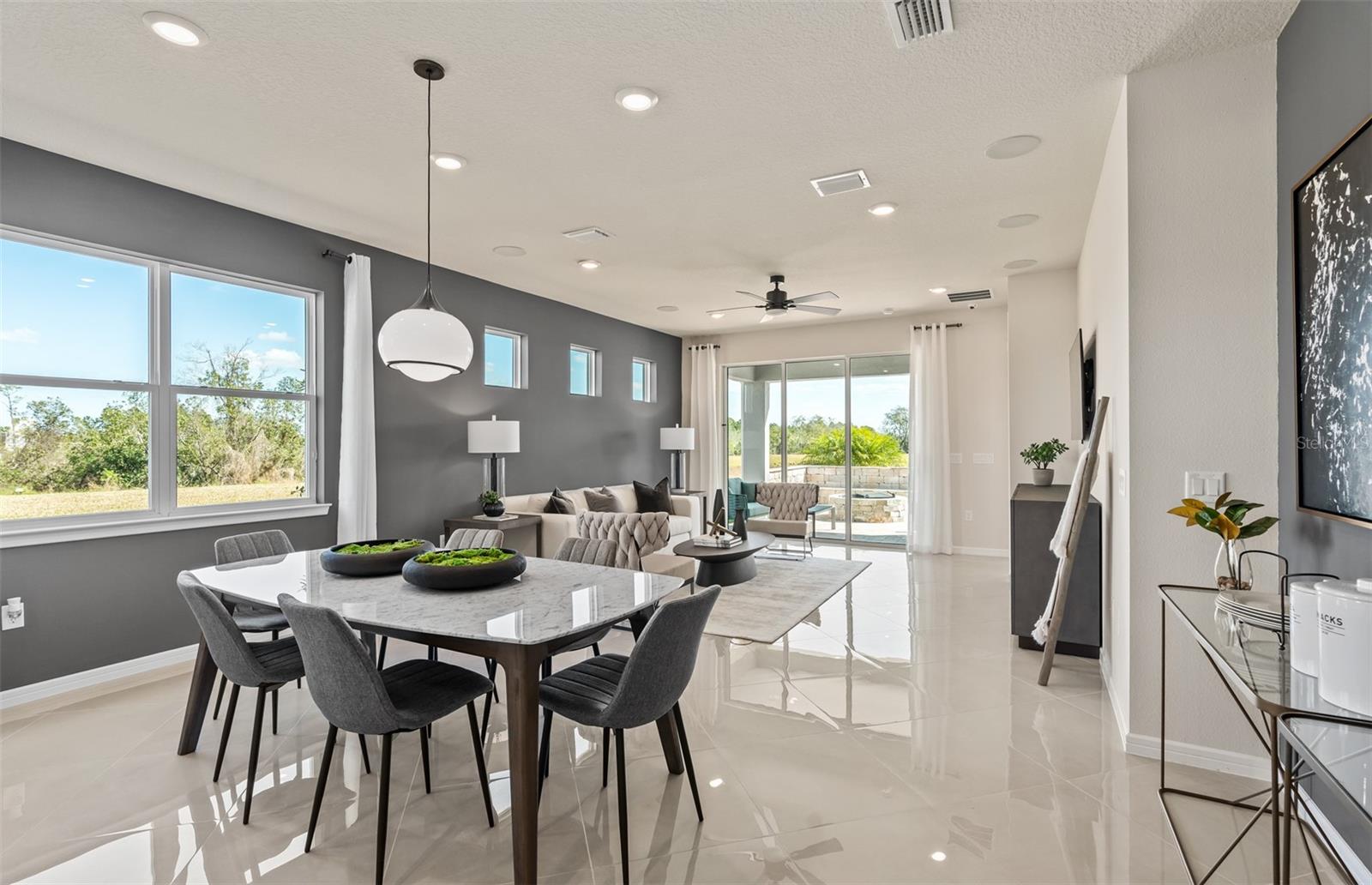 Image 11 of 30 For 13533 Pearl Beach Street
