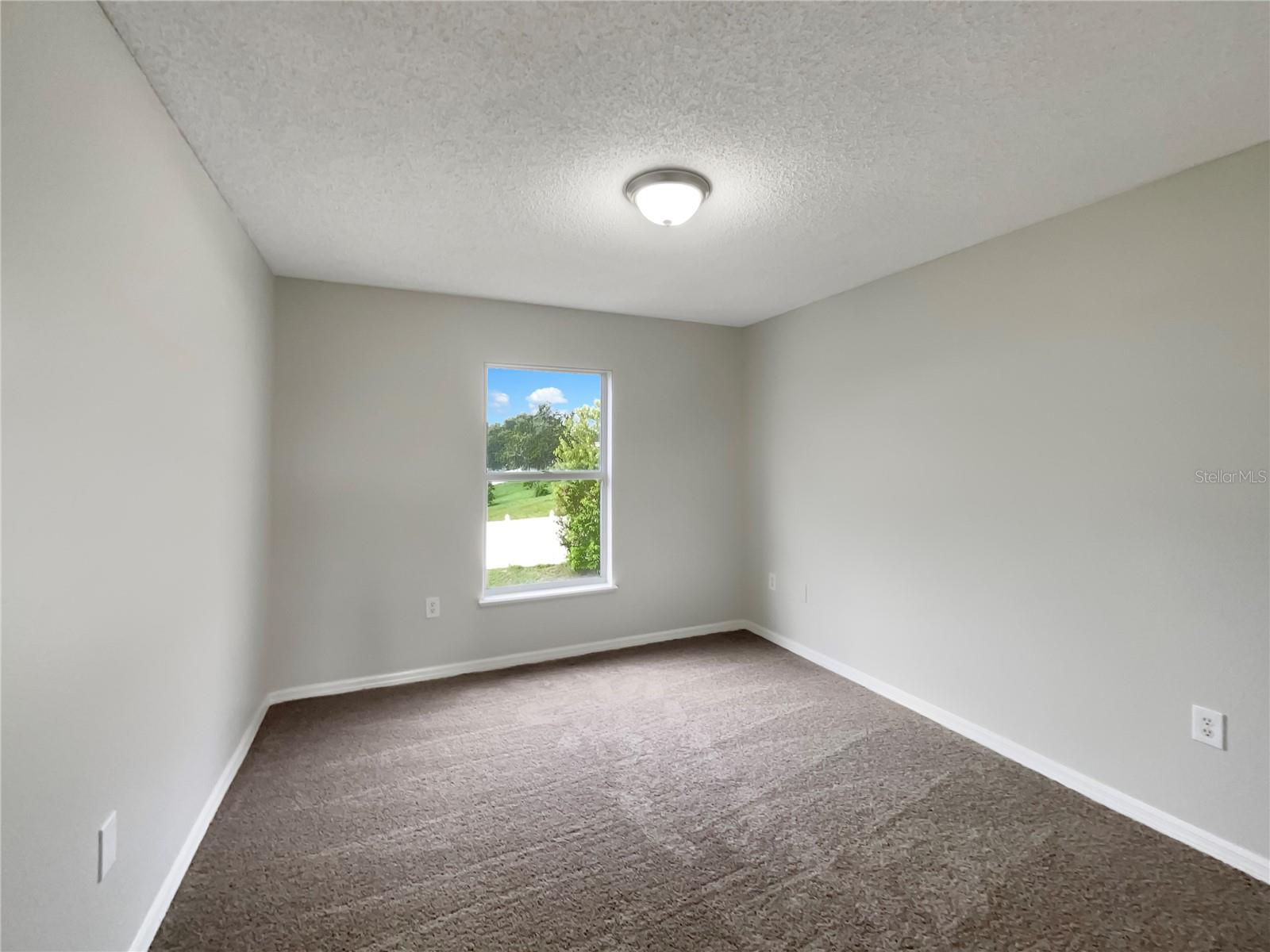 Image 5 of 22 For 1793 Western Hills Lane N