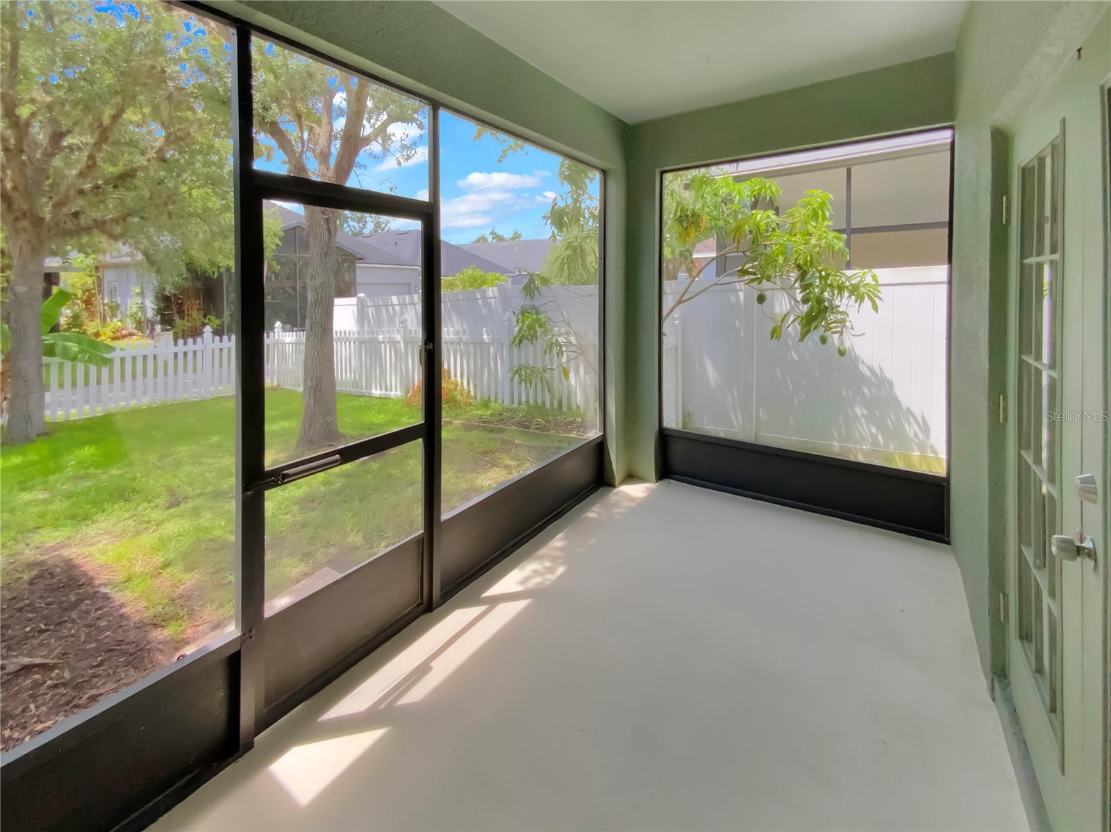 Image 12 of 27 For 2679 Rainbow Springs Lane