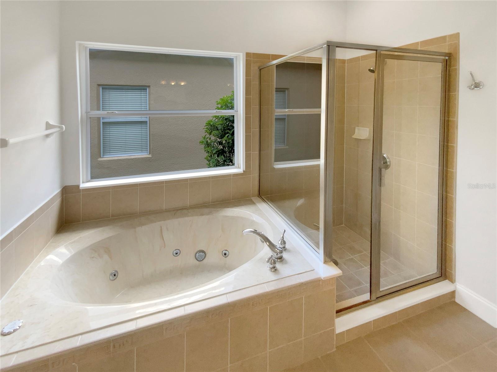 Image 21 of 27 For 2679 Rainbow Springs Lane