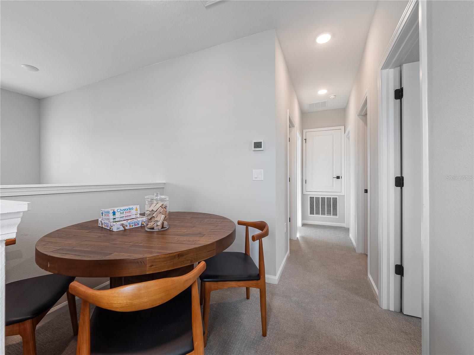 Image 16 of 23 For 4409 Lions Gate Avenue