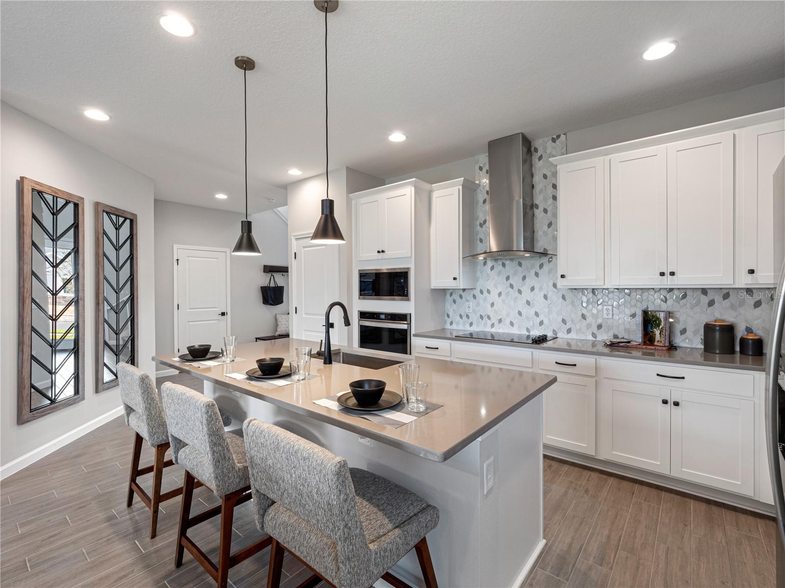 Image 9 of 23 For 4409 Lions Gate Avenue