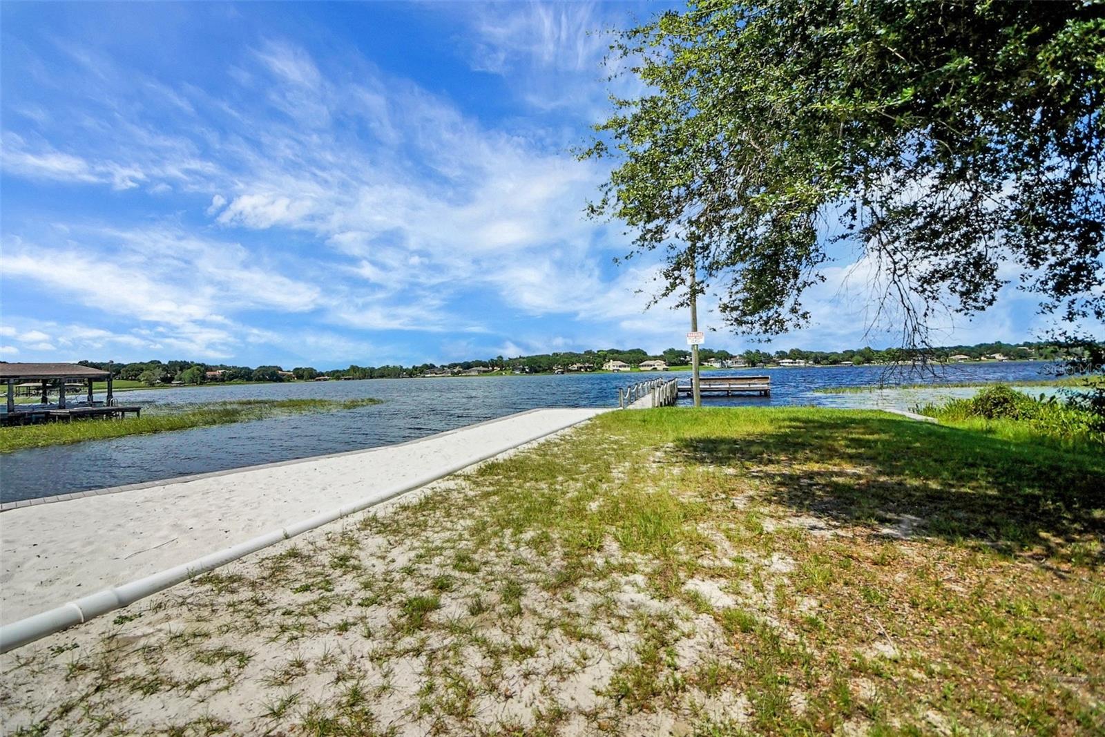 Image 40 of 58 For 10697 Lake Hill Drive
