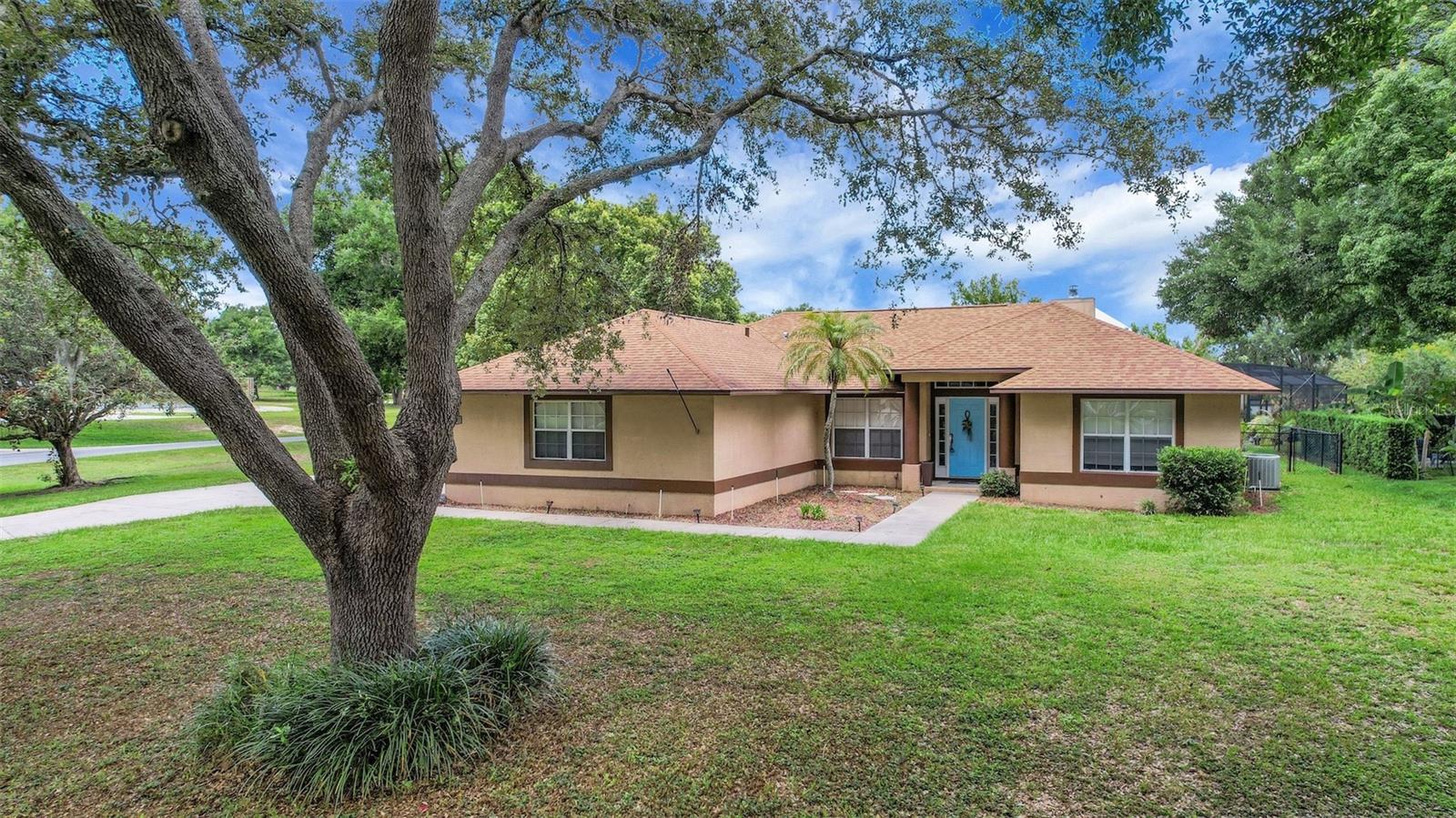 Image 6 of 58 For 10697 Lake Hill Drive