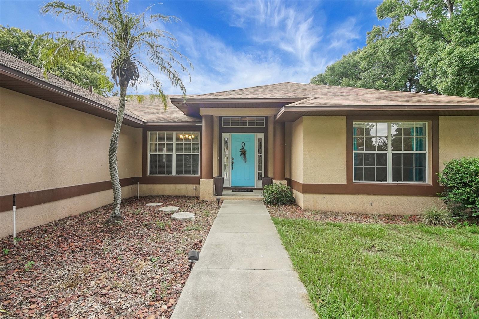 Image 8 of 58 For 10697 Lake Hill Drive