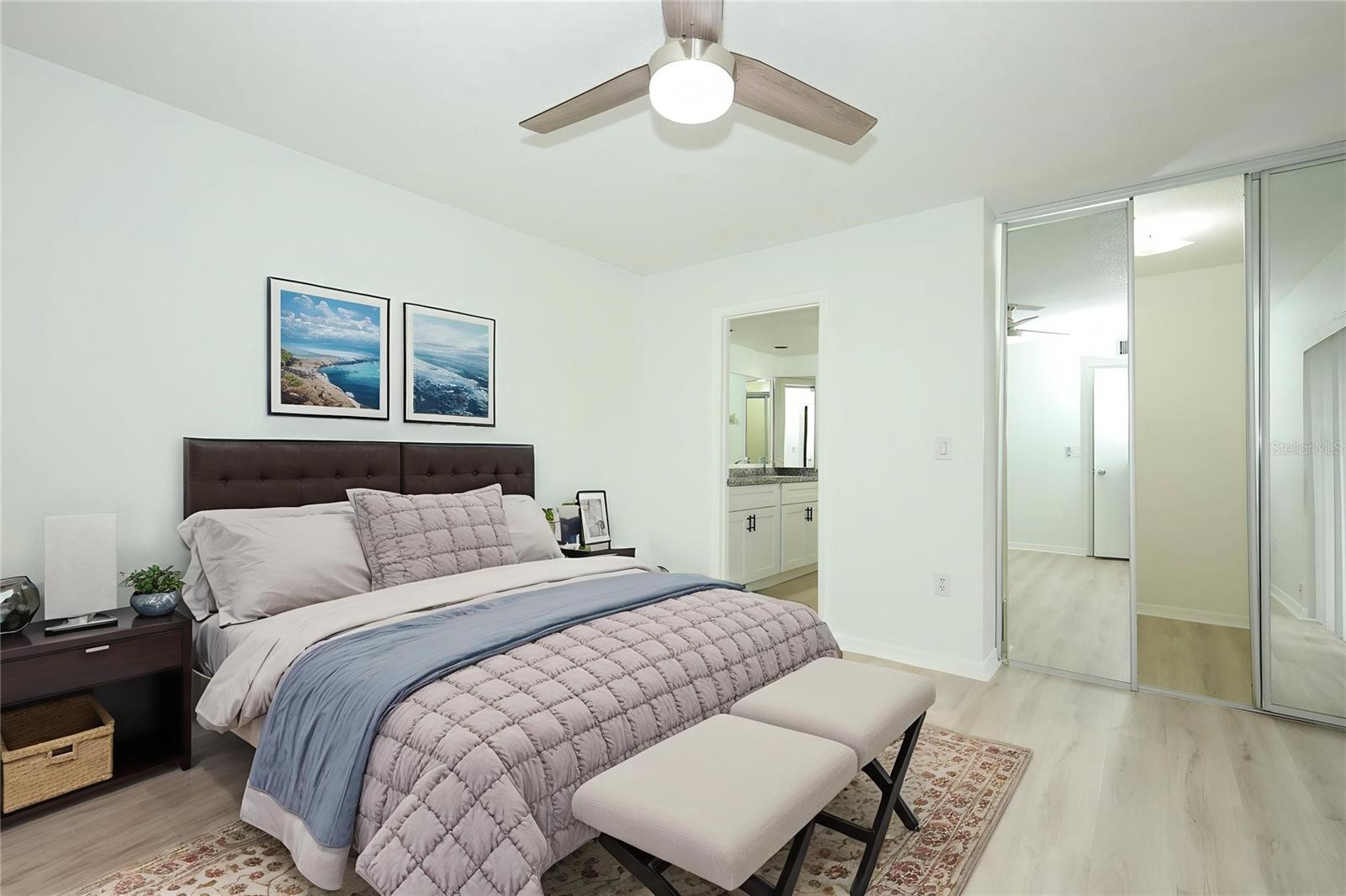 Image 18 of 35 For 5269 Brook Court 249