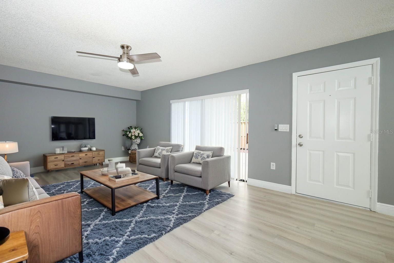 Image 6 of 35 For 5269 Brook Court 249
