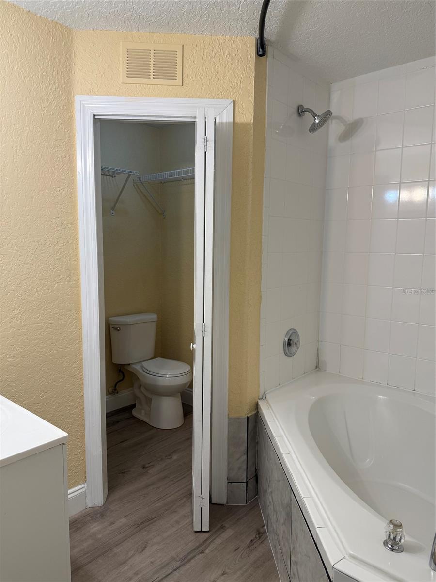 Image 11 of 18 For 5821 La Costa Drive 108