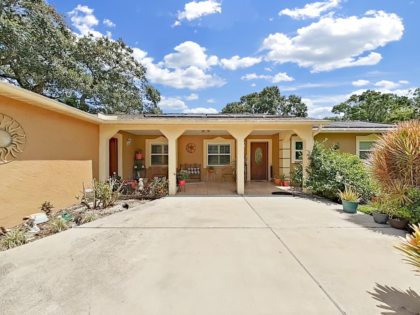 Listing photo id 30 for 2531 Lake Ellen Drive
