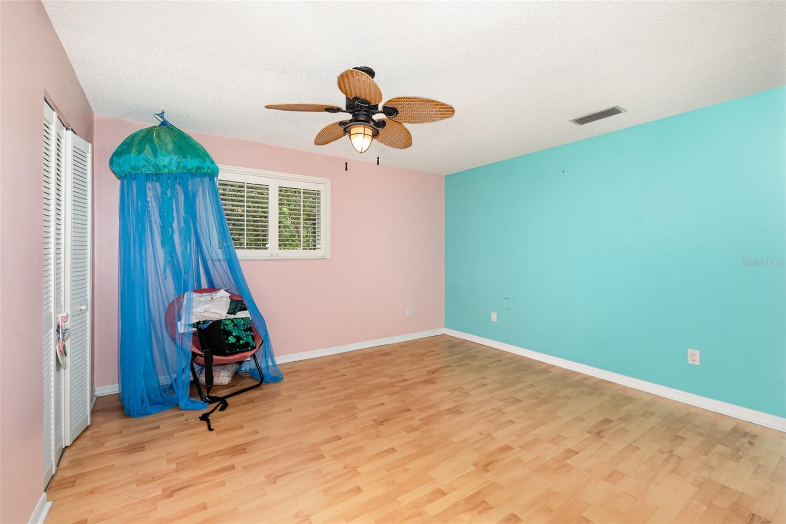 Image 13 of 28 For 800 Crooked Oak Court