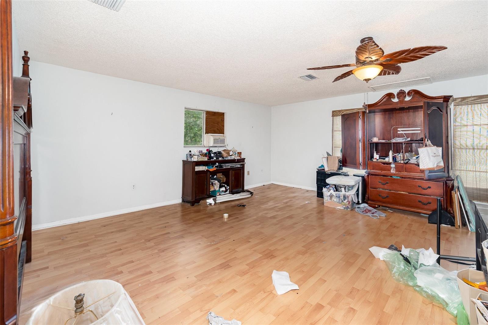 Image 15 of 28 For 800 Crooked Oak Court