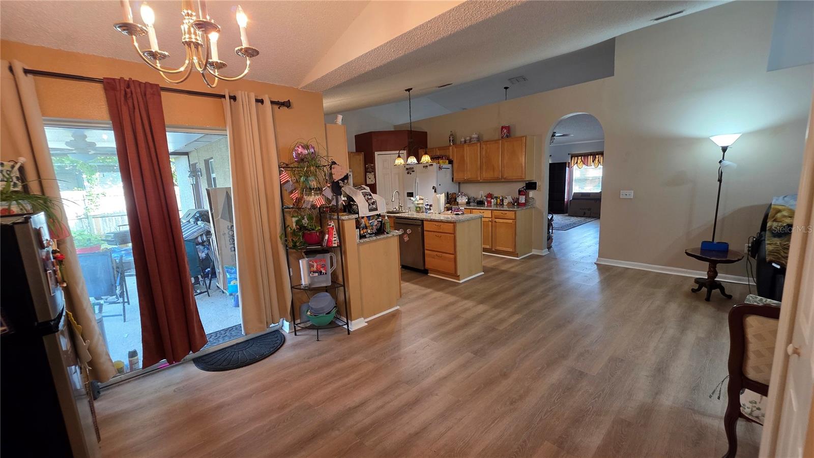 Image 8 of 31 For 4905 Newton Court