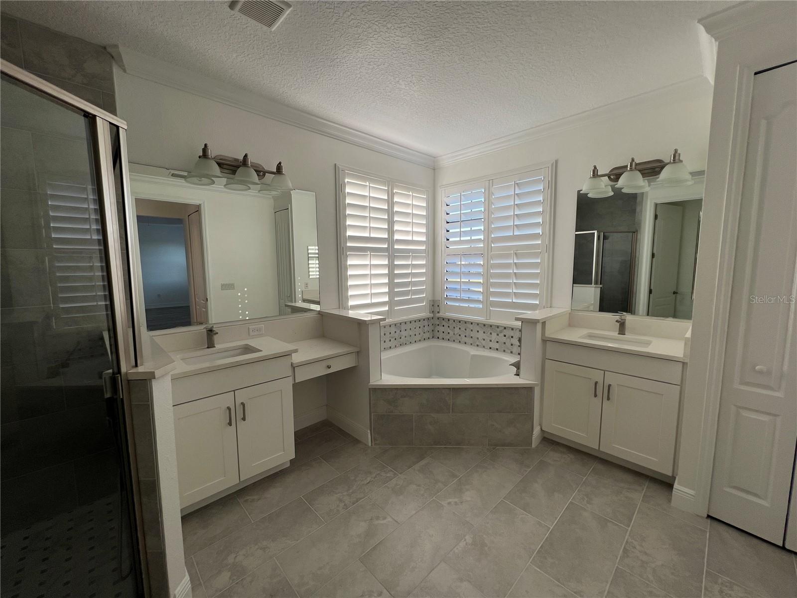 Image 13 of 19 For 8328 Prestbury Drive
