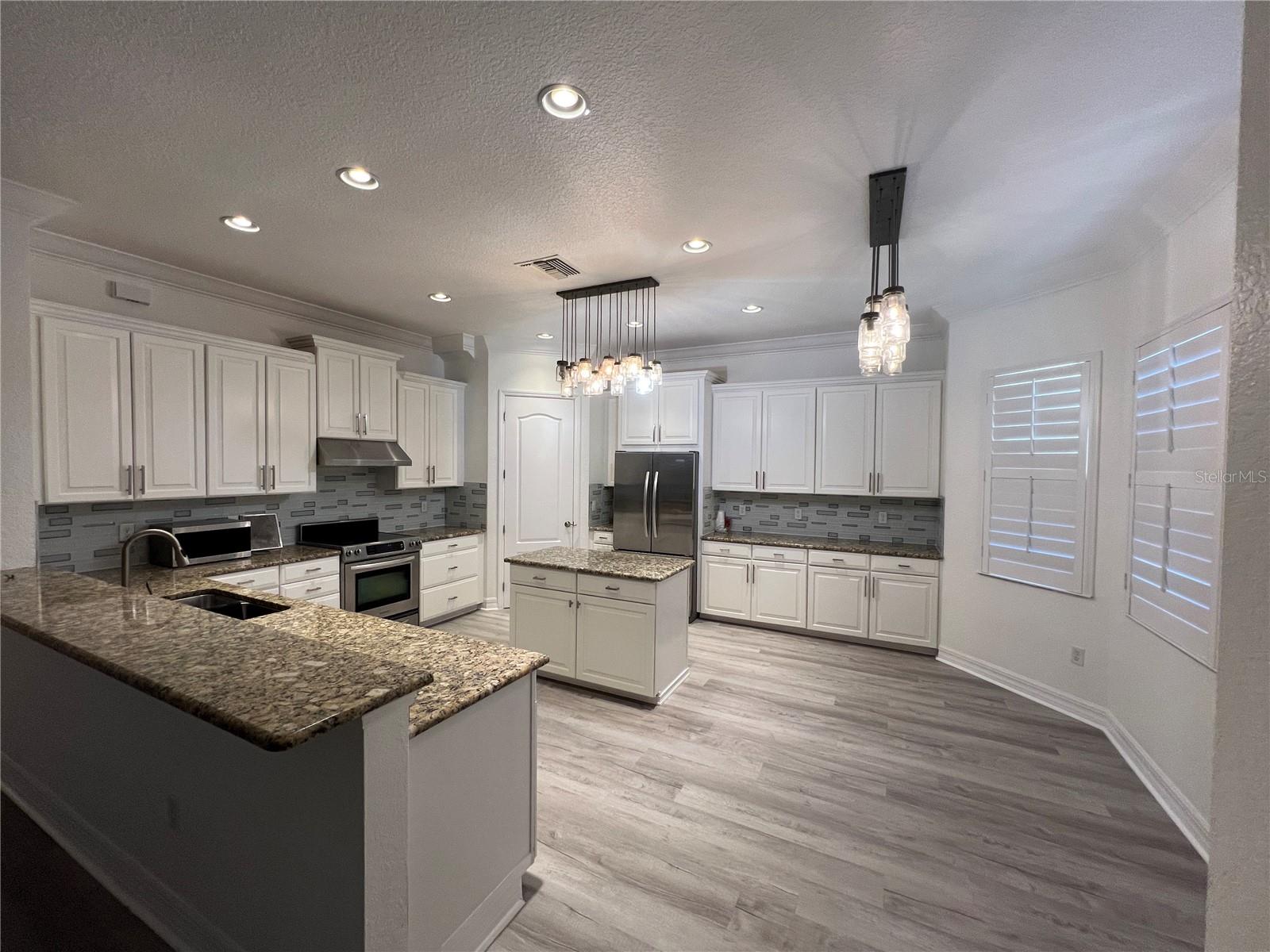 Image 6 of 19 For 8328 Prestbury Drive