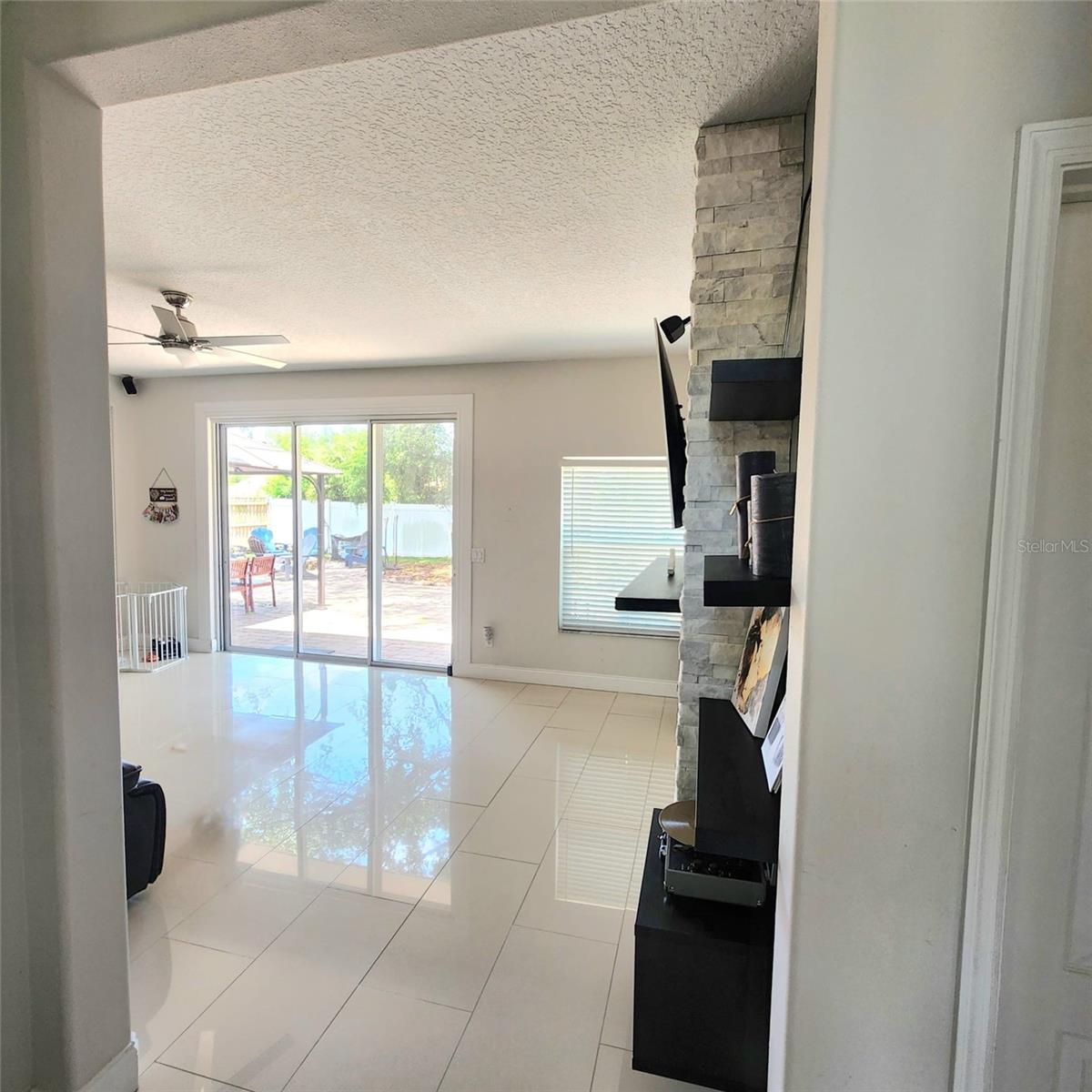 Image 6 of 21 For 4513 Seafarer Way