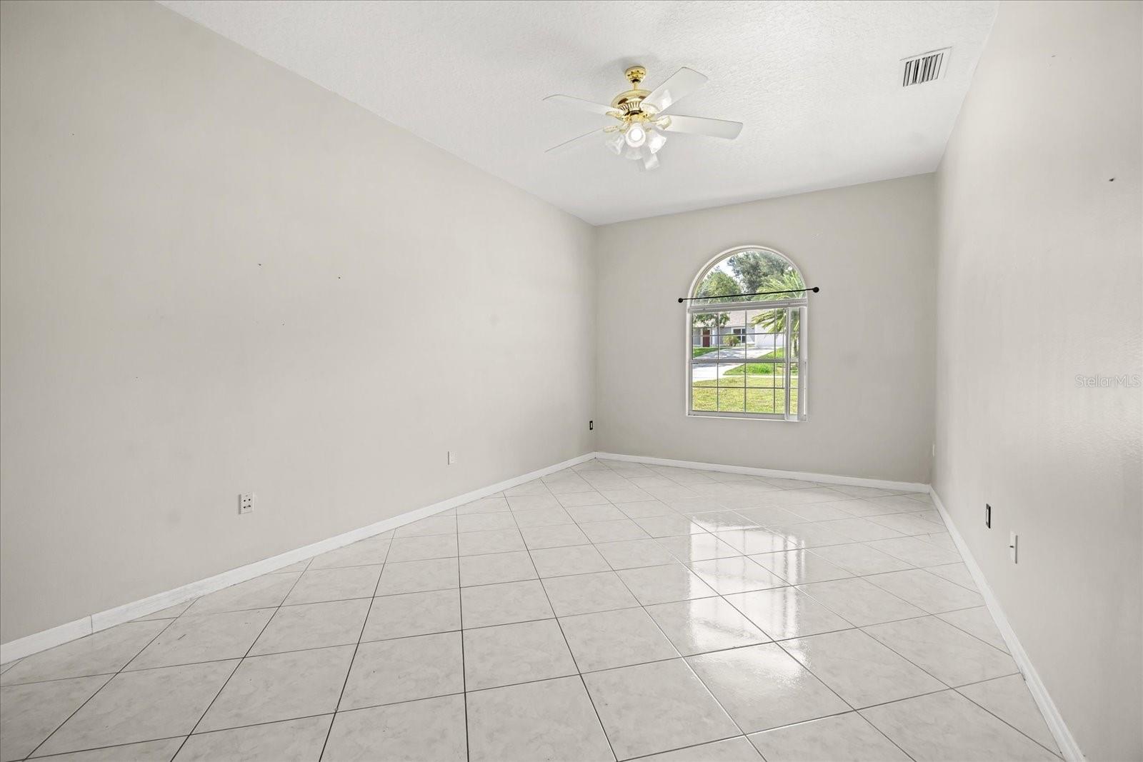 Image 22 of 47 For 13848 Vista Del Lago Boulevard