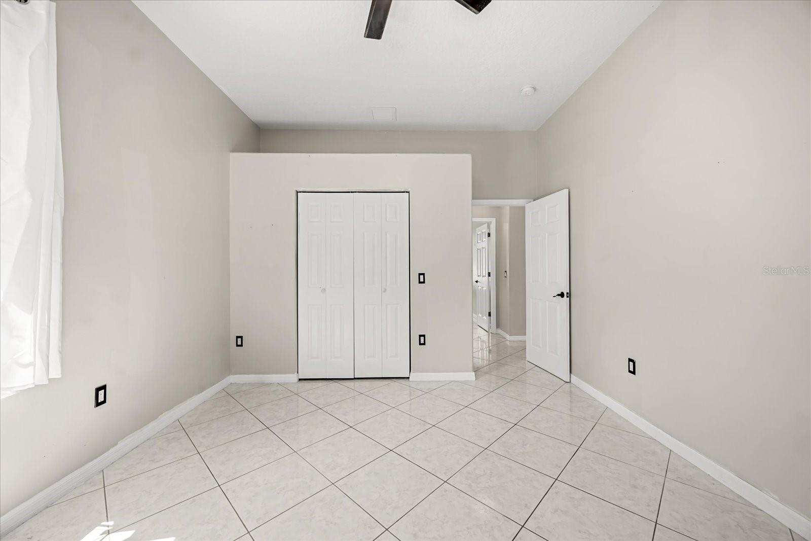 Image 26 of 47 For 13848 Vista Del Lago Boulevard