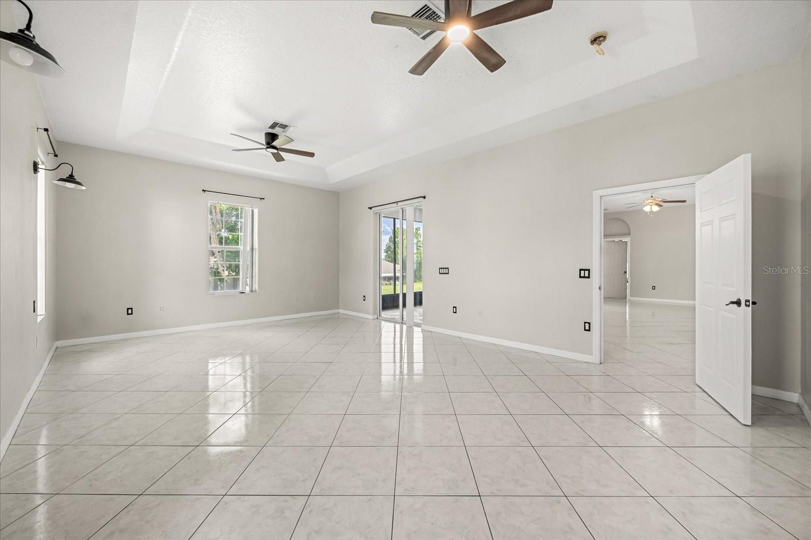 Image 28 of 47 For 13848 Vista Del Lago Boulevard