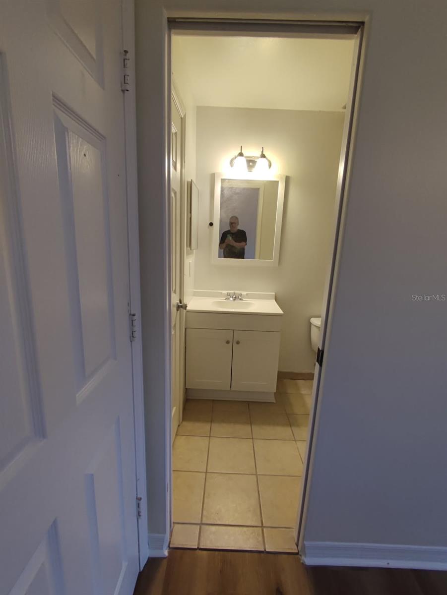 Image 10 of 14 For 6019 Scotchwood Glen 201