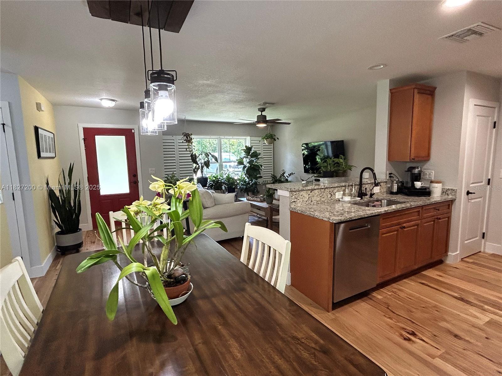 Image 11 of 32 For 3267 Forbes Drive