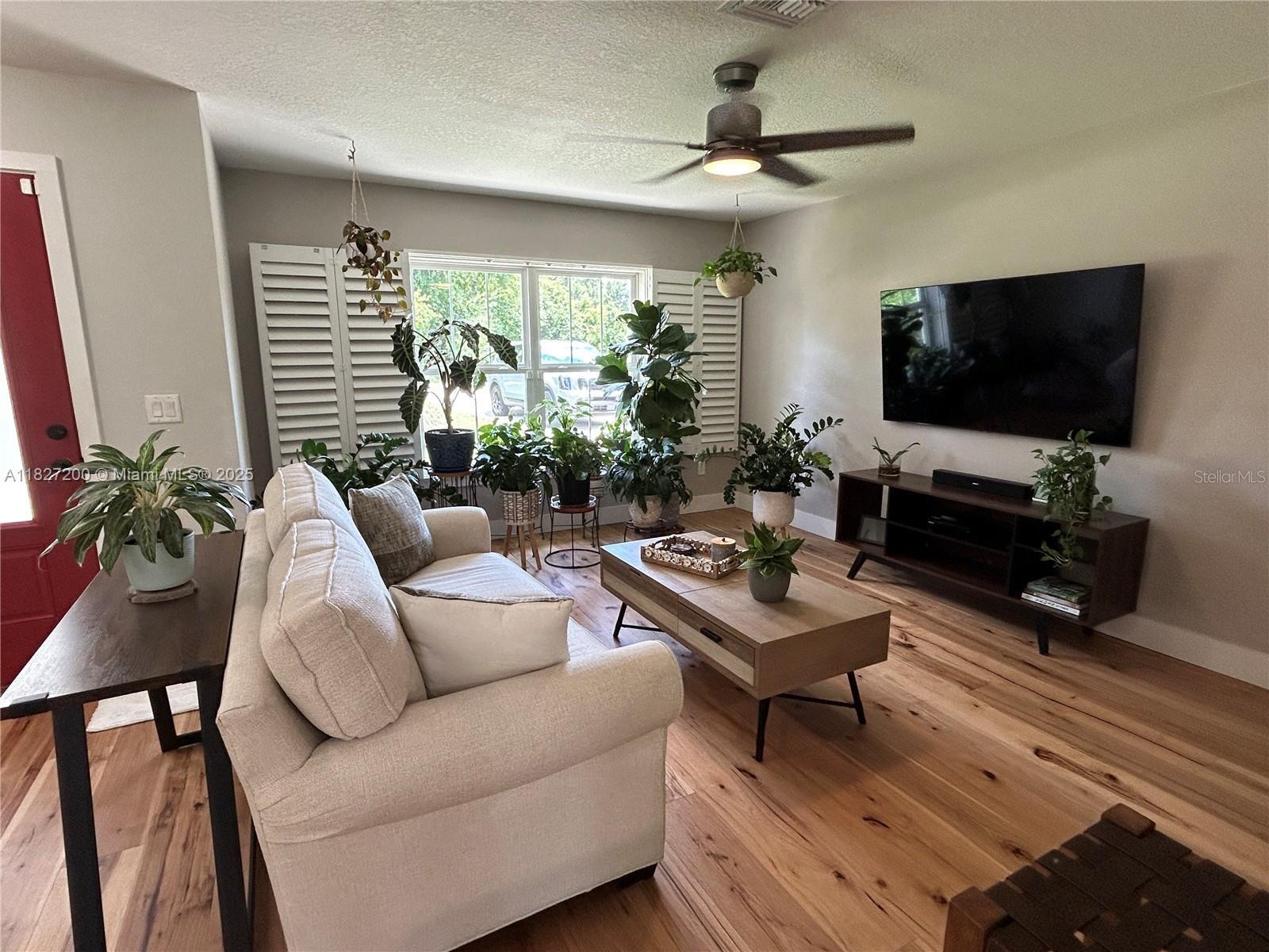 Image 4 of 32 For 3267 Forbes Drive