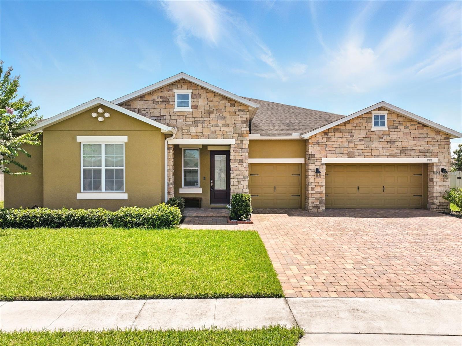 Details for 918 Blackthorn Drive, APOPKA, FL 32703