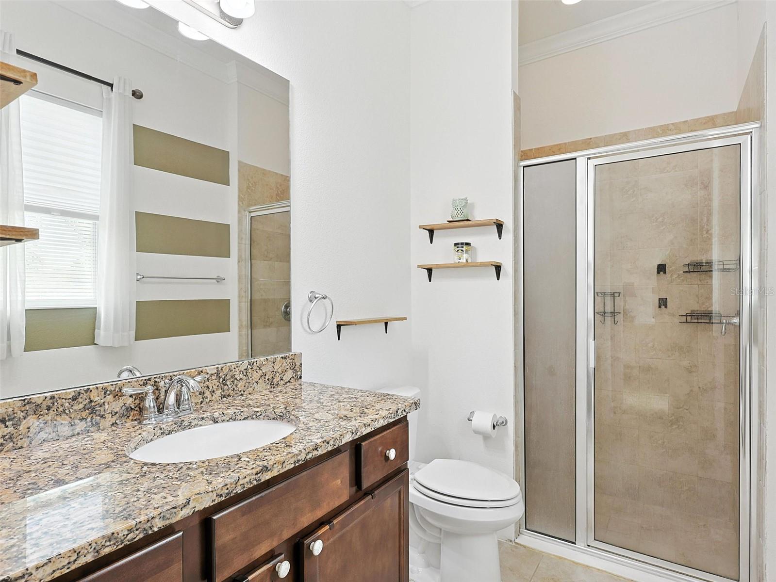 Image 32 of 70 For 918 Blackthorn Drive