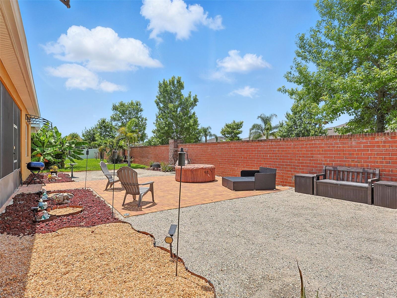 Image 53 of 70 For 918 Blackthorn Drive