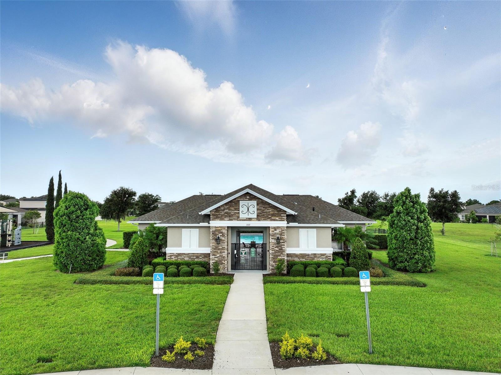 Image 62 of 70 For 918 Blackthorn Drive