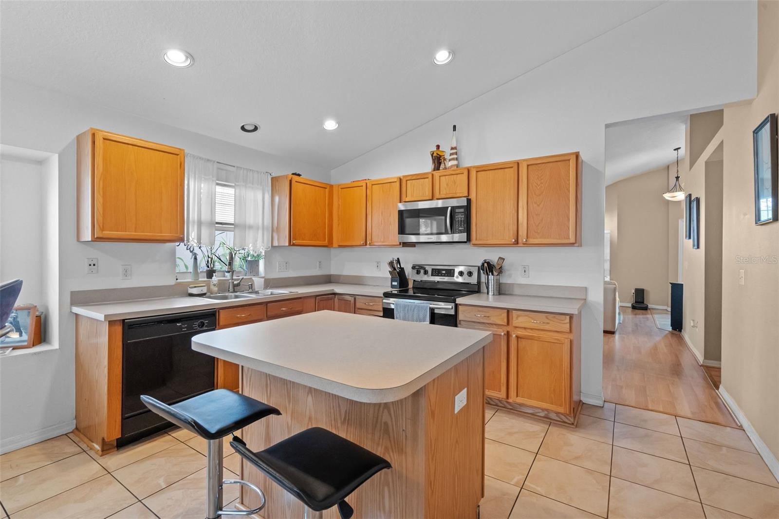 Image 16 of 66 For 6720 Winder Lynne Lane
