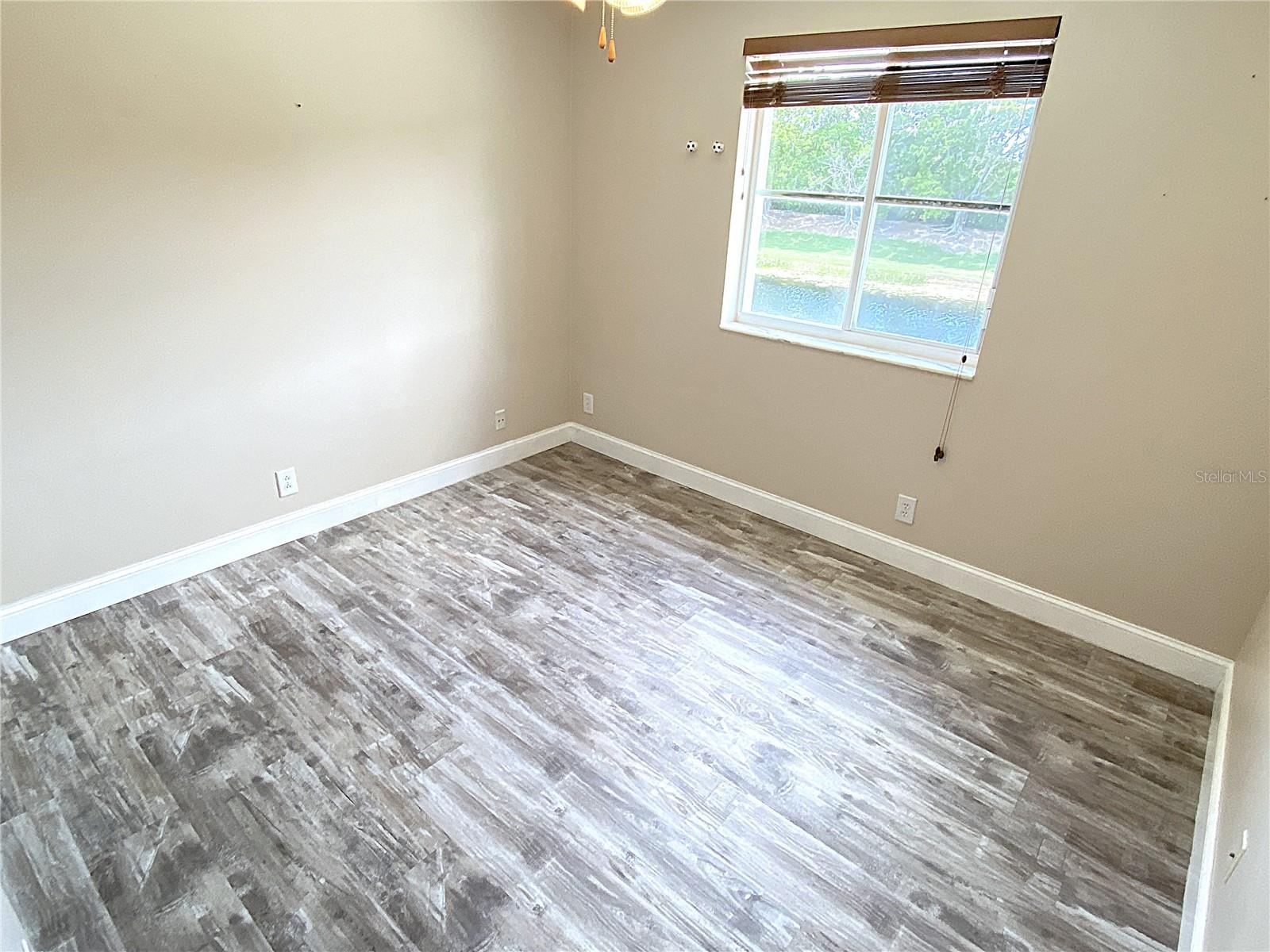 Image 39 of 68 For 4375 Foxtail Lane