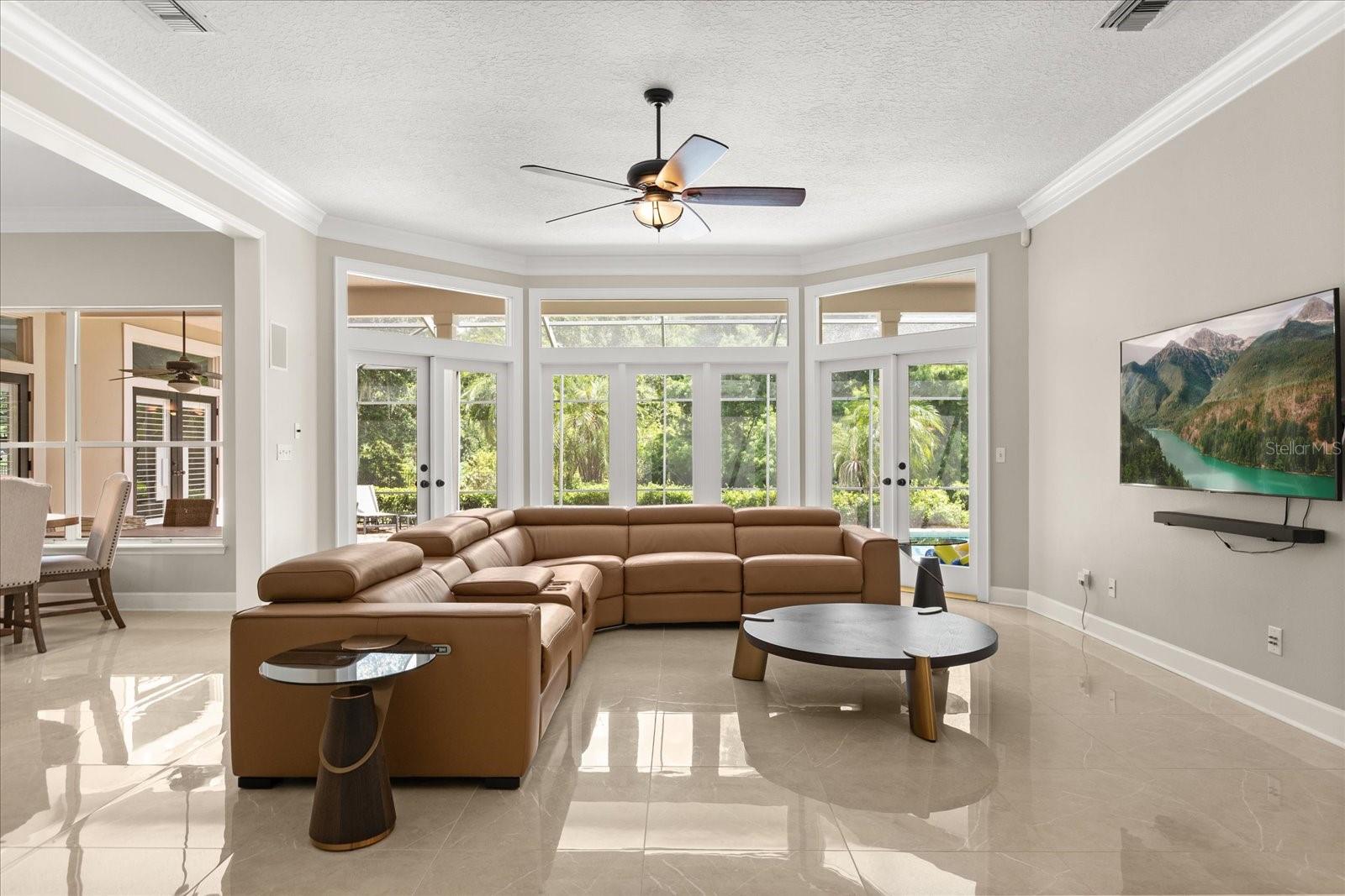 Image 12 of 43 For 8800 Torey Pines Terrace
